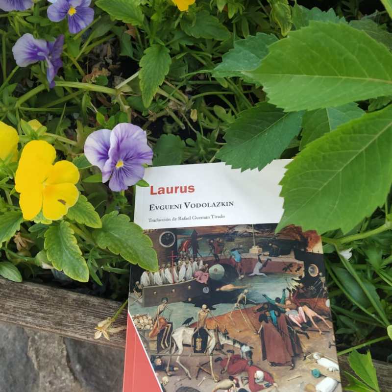 Laurus, de Evgueni Vodolazkin | Reseña y comentario&nbsp;crítico